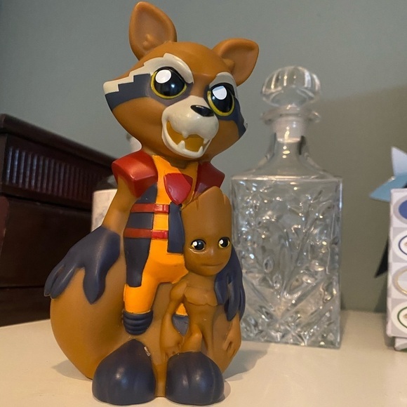 𝅺MARVEL GUARDIANS OF THE GALAXY ROCKET HUGGING GROOT PVC 5” FIGURE - Picture 1 of 5